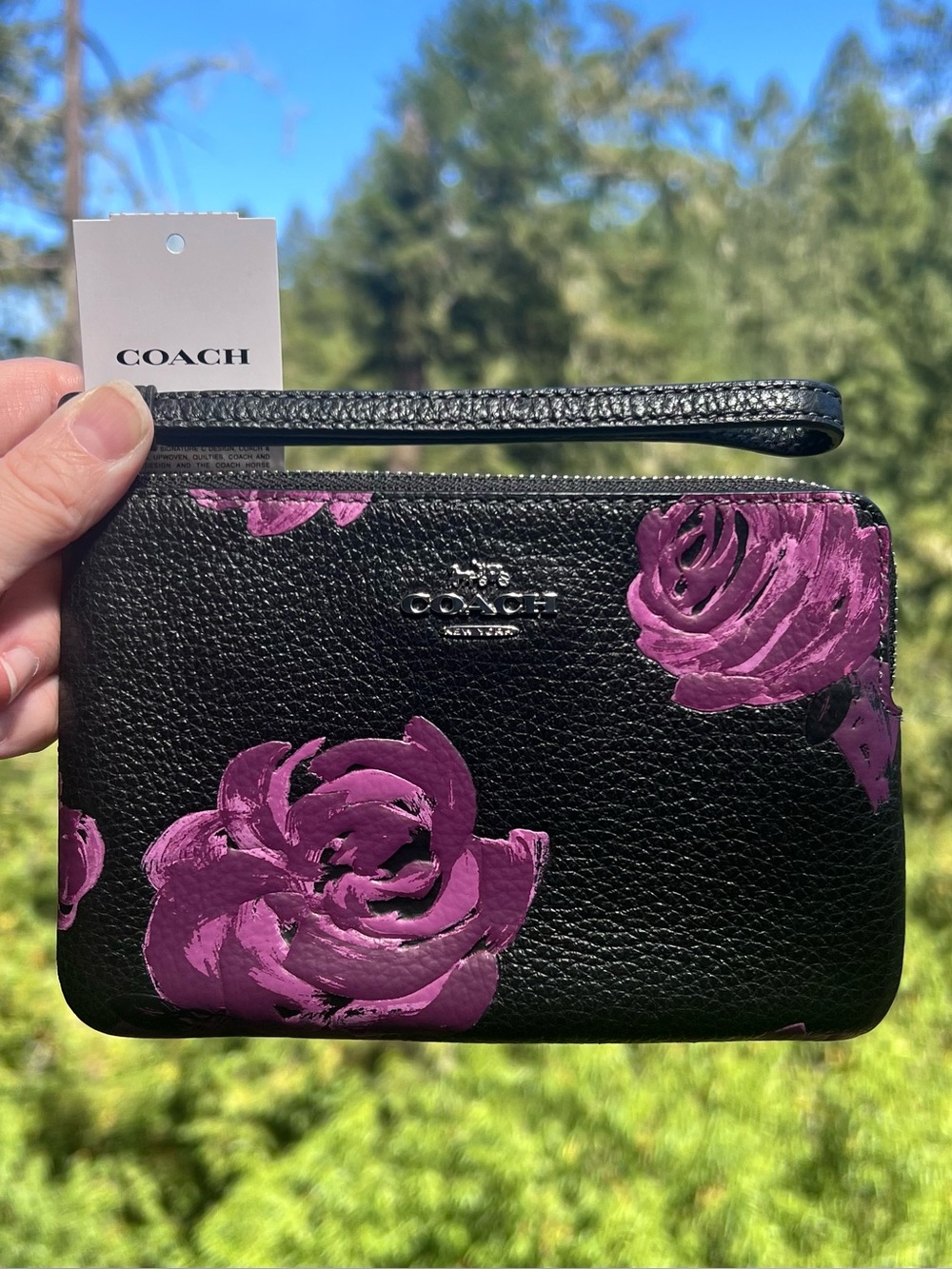 COACH Black Leather Wristlet with Purple Rose Floral Print CCJ70 NWT AUTHENTIC